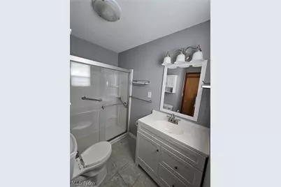 206 E 5th Street, Williamstown, WV 26187 - Photo 6