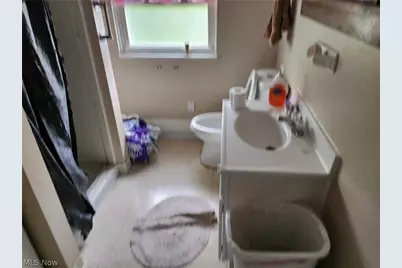2136 16th Street SW, Akron, OH 44314 - Photo 12