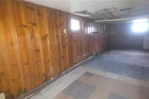1966 Smithfield St, Youngstown, OH 44509 - Photo 6