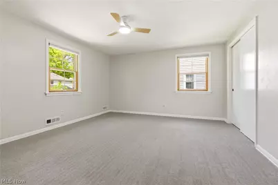 2056 Laurel Hill Drive, South Euclid, OH 44121 - Photo 18