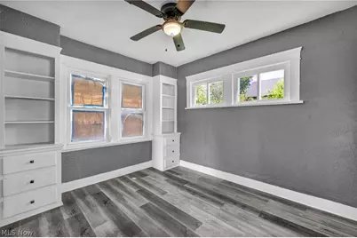 11400 Continental Avenue, Loveland, OH 44104 - Photo 14