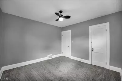 15809 Raymond Street, Maple Heights, OH 44137 - Photo 40