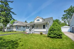 15809 Raymond St, Maple Heights, OH 44137 - Photo 6