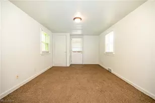 1842 Coronado Ave, Youngstown, OH 44504 - Photo 34