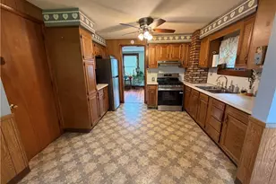 1557 D St, Lorain, OH 44052 - Photo 18