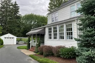 134 Park Ave, New London, OH 44851 - Photo 2