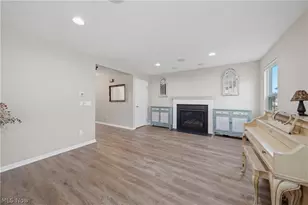7185 Gauntlet St SW, Massillon, OH 44646 - Photo 10