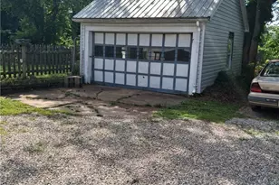 329 Muskingum Dr, Marietta, OH 45750 - Photo 2