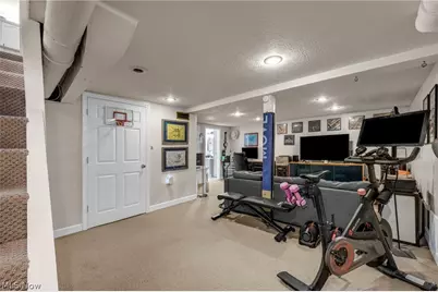 202 Kenilworth Drive, Akron, OH 44313 - Photo 30
