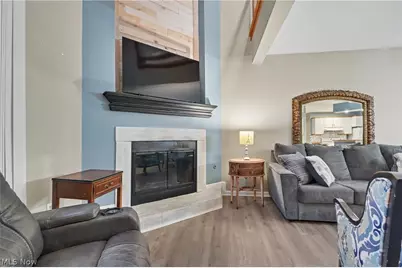 1323 Red Tail Hawk Court #4, Youngstown, OH 44512 - Photo 6