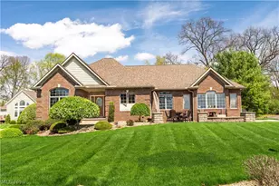 4101 Cove Cir NW, Canton, OH 44708 - Photo 1
