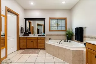 4101 Cove Cir NW, Canton, OH 44708 - Photo 48