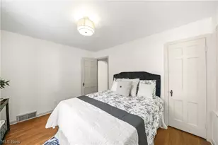 2771 W 230th St, North Olmsted, OH 44070 - Photo 14