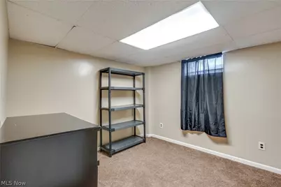 2635 Daffodil Street NE, Canton, OH 44705 - Photo 36