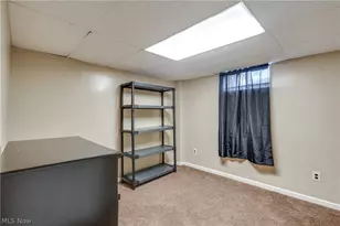 2635 Daffodil St NE, Canton, OH 44705 - Photo 36