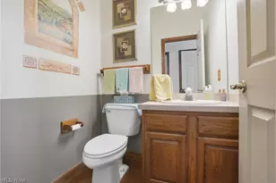 6394 Meadowbrook Dr, Mentor, OH 44060 - Photo 20
