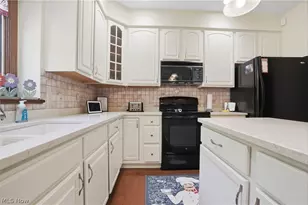 6394 Meadowbrook Dr, Mentor, OH 44060 - Photo 26