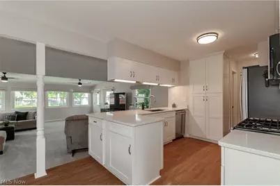 5600 Reef Road, Mentor on the Lake, OH 44060 - Photo 4