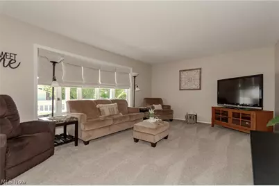 5600 Reef Road, Mentor on the Lake, OH 44060 - Photo 16