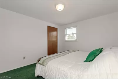 5600 Reef Road, Mentor on the Lake, OH 44060 - Photo 24