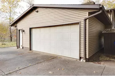 9416 Kieffer Road, Mantua, OH 44255 - Photo 4