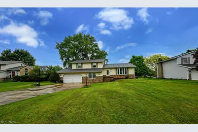 5323 Francesca Street NE, Louisville, OH 44641 - Photo 4