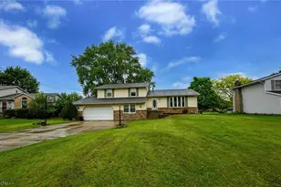 5323 Francesca Street NE, Louisville, OH 44641 - Photo 4