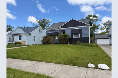 19107 Longview Avenue, Maple Heights, OH 44137 - Photo 2