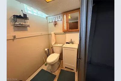 19107 Longview Avenue, Maple Heights, OH 44137 - Photo 16