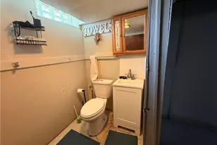 19107 Longview Ave, Maple Heights, OH 44137 - Photo 16