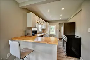 1624 Breiding Rd, Akron, OH 44310 - Photo 8