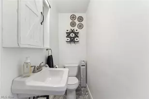 2369 Frederick Dr, Cuyahoga Falls, OH 44221 - Photo 18