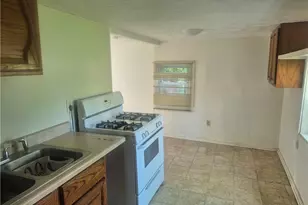 1306 Madison Ave, Lorain, OH 44053 - Photo 6