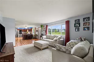 19740 Benbow Rd, Strongsville, OH 44136 - Photo 18
