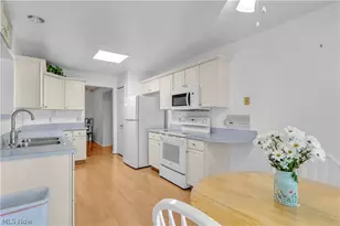 30461 Sugar Sand Ln, North Olmsted, OH 44070 - Photo 6