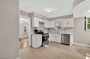 1540 S Belvoir Blvd, South Euclid, OH 44121 - Photo 12