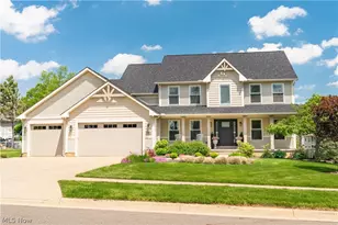 1387 Walnut Ridge Dr, Uniontown, OH 44685 - Photo 1