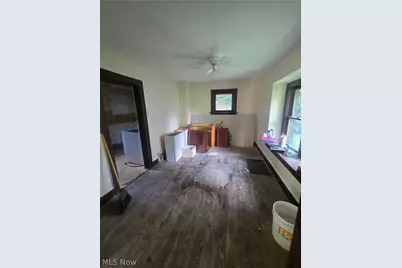 975 Owen Avenue, Akron, OH 44311 - Photo 6