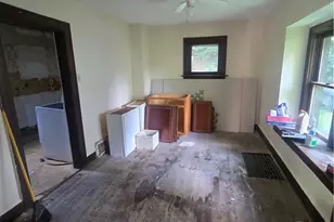 975 Owen Ave, Akron, OH 44311 - Photo 6