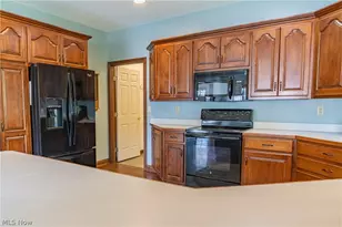 125 Pin Oak Trail, Seville, OH 44273 - Photo 6