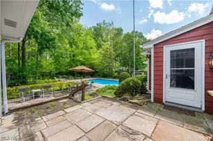 8045 Deerpath Dr, Youngstown, OH 44512 - Photo 36