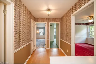 8045 Deerpath Drive, Youngstown, OH 44512 - Photo 24