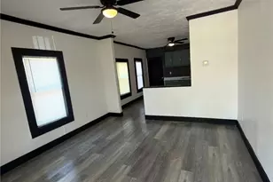 9815 Aetna Rd, Loveland, OH 44105 - Photo 2