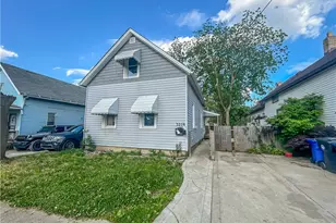 3259 W 50th St, Loveland, OH 44102 - Photo 2