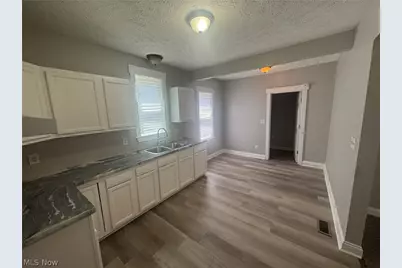 9710 Easton Avenue, Loveland, OH 44104 - Photo 6