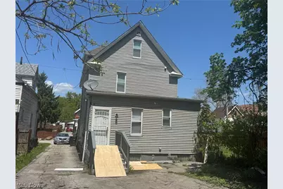 9710 Easton Avenue, Loveland, OH 44104 - Photo 2