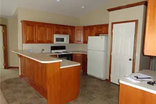 239 Aspen Dr, Dover, OH 44622 - Photo 2