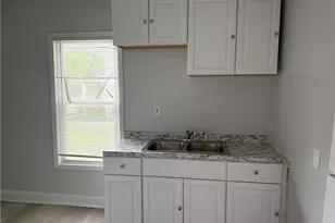 8205 Force Ave, Loveland, OH 44105 - Photo 4