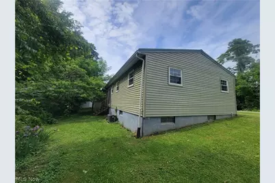 185 Belavista Drive, Marietta, OH 45750 - Photo 4