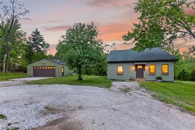 18500 Bennett Road, North Royalton, OH 44133 - Photo 2